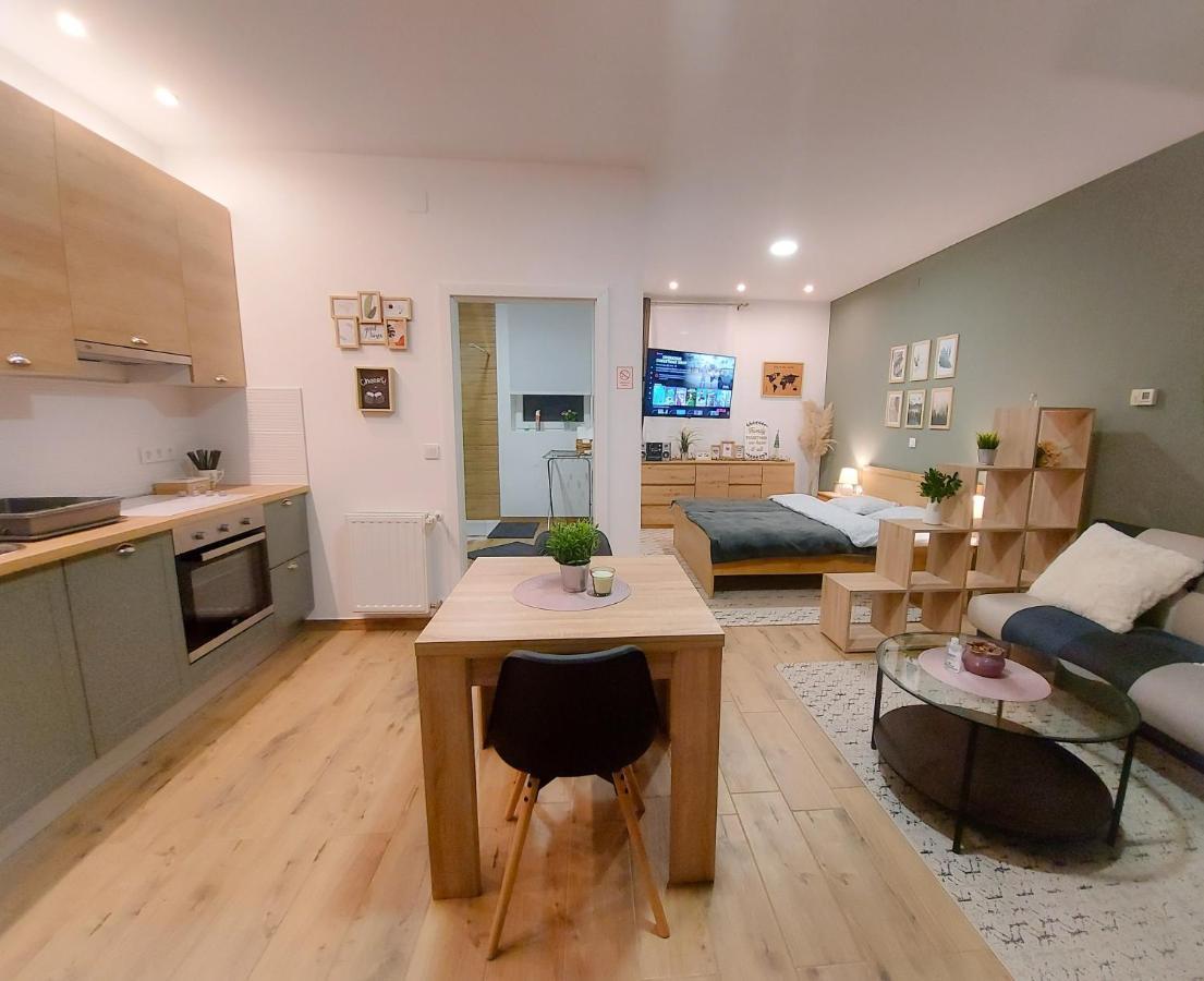 Noar Enjoy Your Stay Oresje Exterior foto